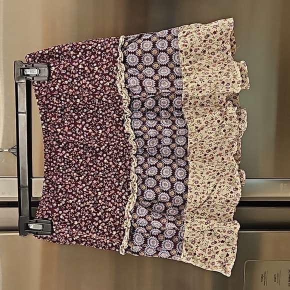 💕LUCY LOVE💕 Free & Easy Mini Skirt ~ Multi- Color Floral Print Medium - Picture 1 of 5